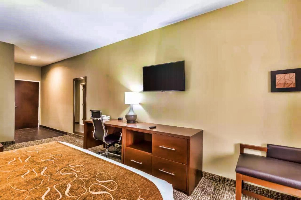Comfort Suites Houston I45 North Aldine Экстерьер фото