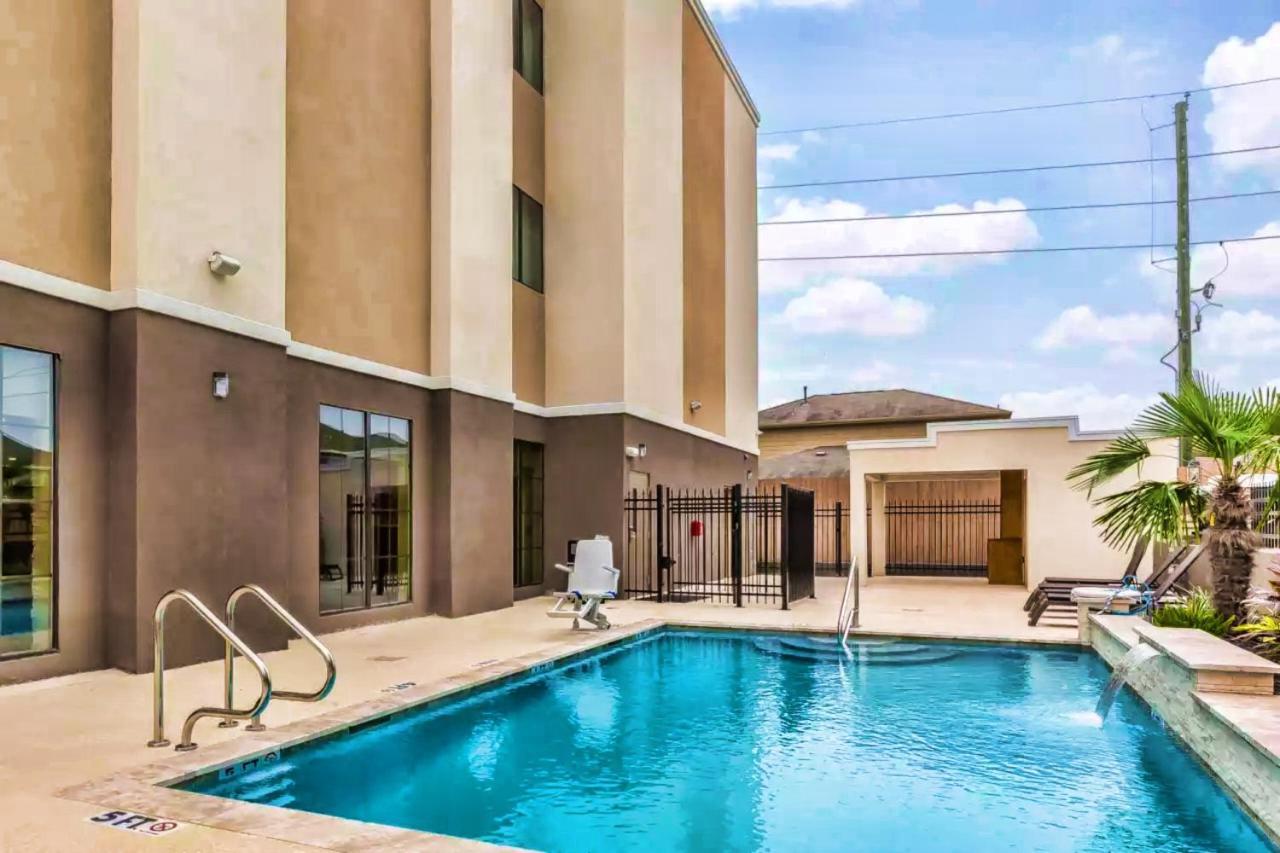 Comfort Suites Houston I45 North Aldine Экстерьер фото